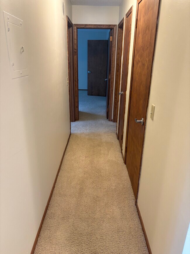 Building Photo - Lynn Apartments