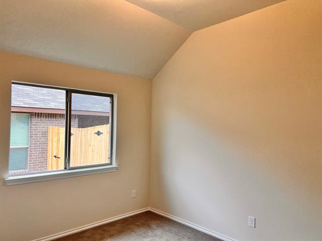 Building Photo - 422 Greenhaven Dr
