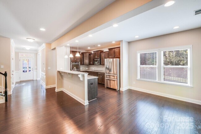 Building Photo - 13122 Oakhaven Glen Ln