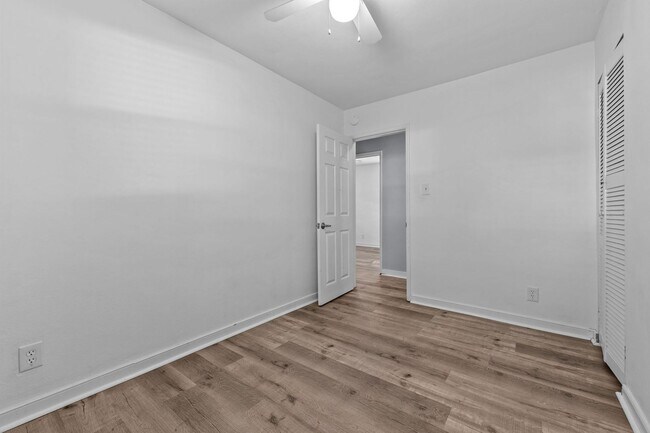 Building Photo - 3-Bedroom Ranch Home