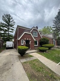 Building Photo - 8083 Mendota St