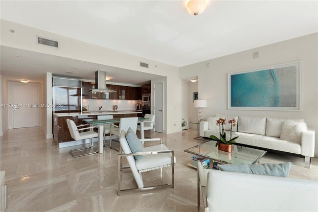 Building Photo - 6899 Collins Ave