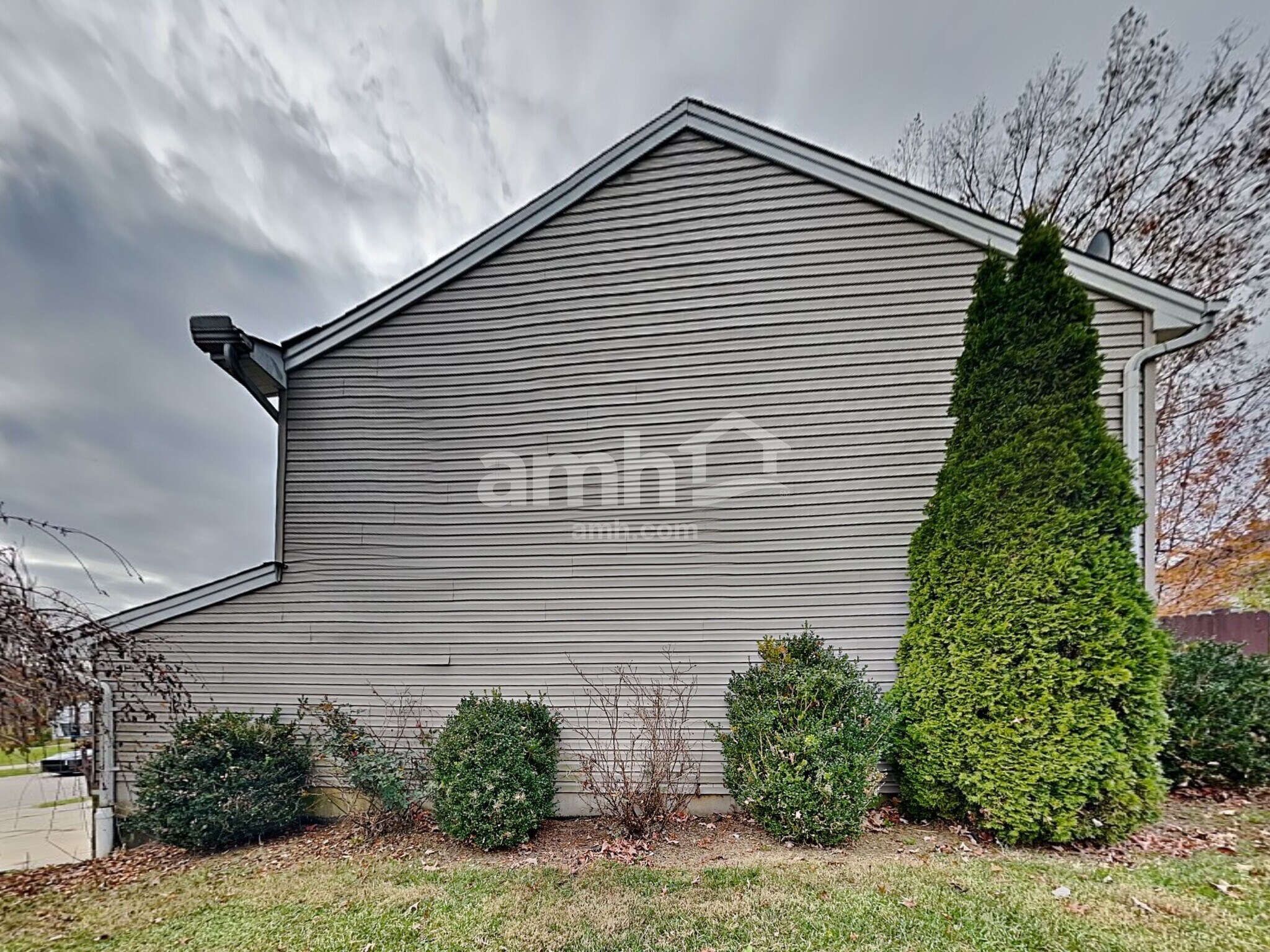 Building Photo - 7 Grouse Dr