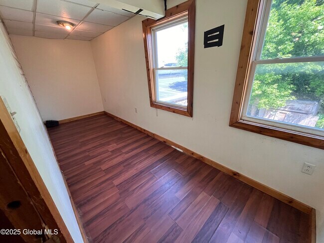 Building Photo - 71 Watervliet Ave