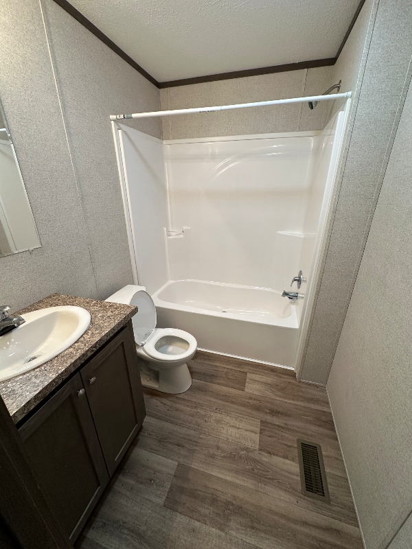 Building Photo - 14139 S Western Ave