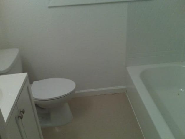 Building Photo - Charming 2-Bedroom Home in a Prime Location!