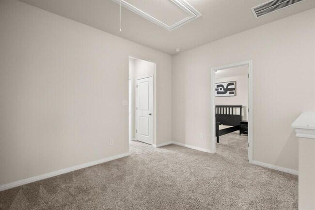 Building Photo - 14424 Heartland Dr