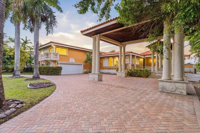 Building Photo - 1249 Biscaya Dr