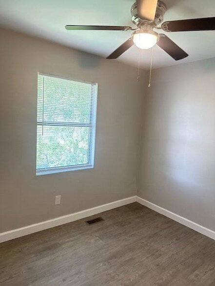 Building Photo - 4100 N Ocoee St