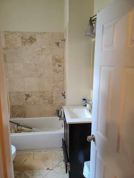 Building Photo - 1193 Commonwealth Ave