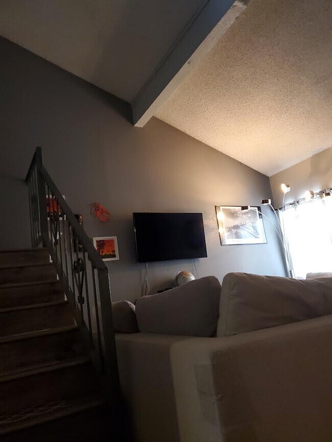 Building Photo - 4288 Rosemead Blvd