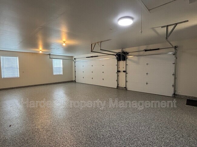 Building Photo - 2354 E Mugo St