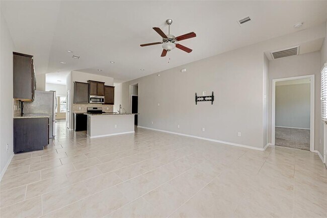 Building Photo - 8402 Coral Cove Pass Ln