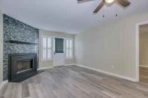 Building Photo - 66 Montebello Ln