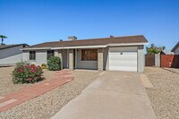 Building Photo - 14231 N 37th Pl