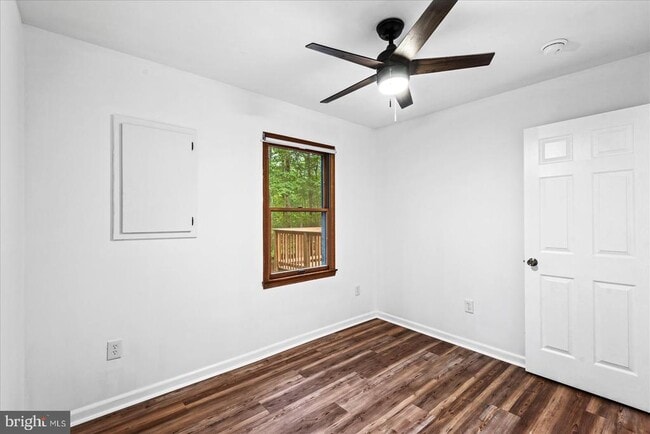 Building Photo - 65 Wades Run