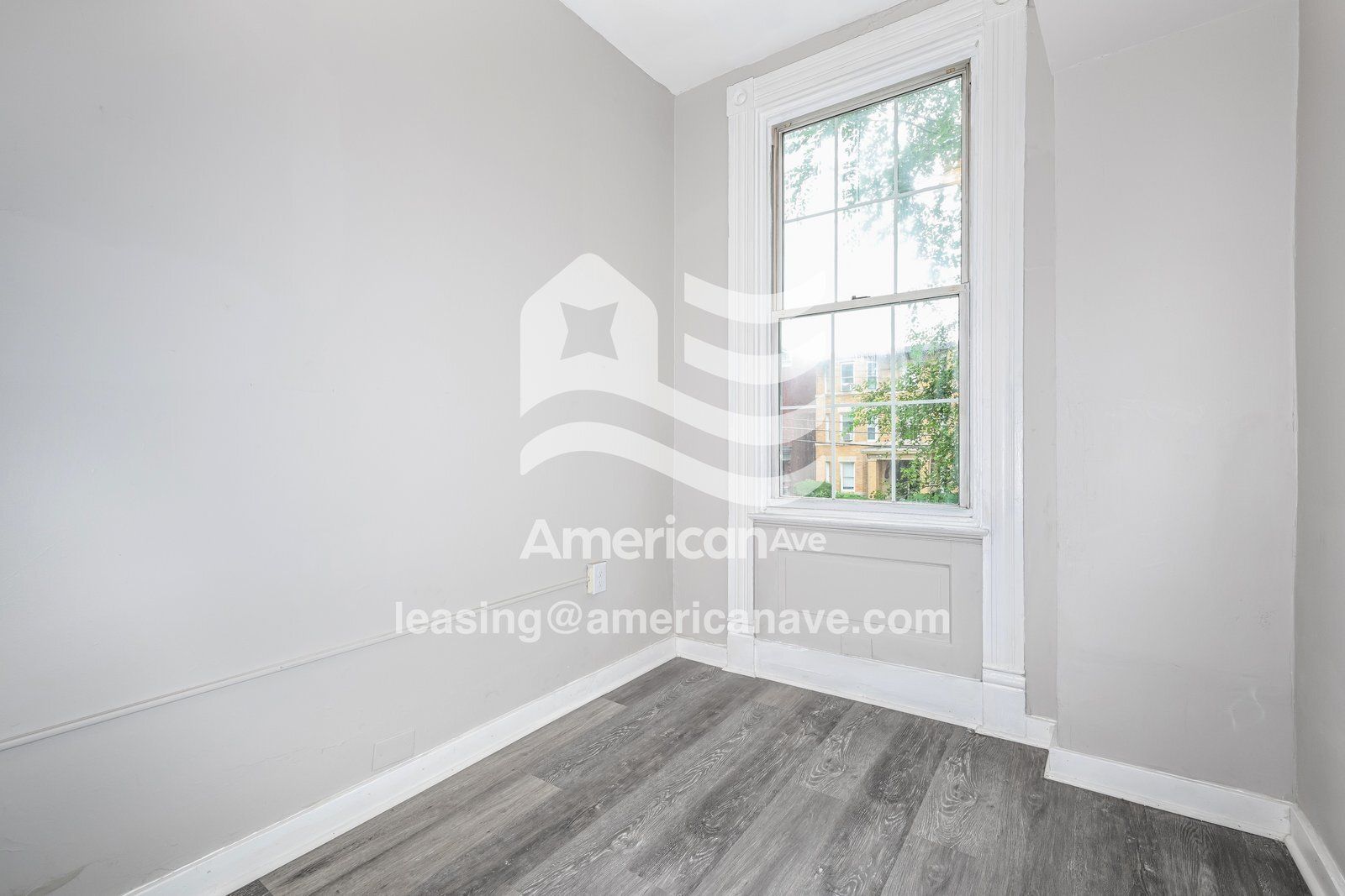 Building Photo - 214 S Millvale Ave