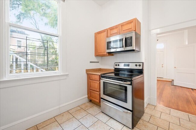 Building Photo - Move-In Special: $300 Off First Month if You Move by March 31, 2026!