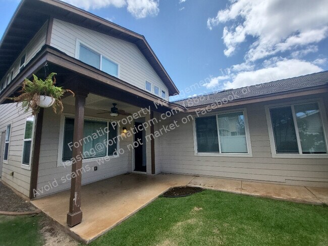 Building Photo - Elegant 4-Bedroom Home with Loft in Presti...