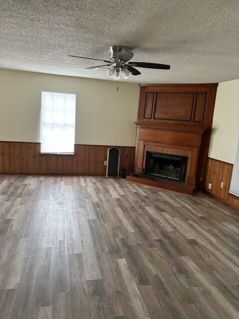 Building Photo - 736 Daigle St