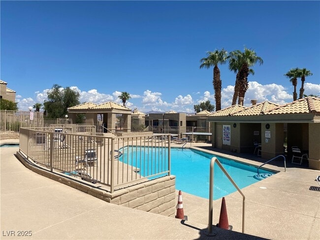 Building Photo - 2160 Highpointe Dr