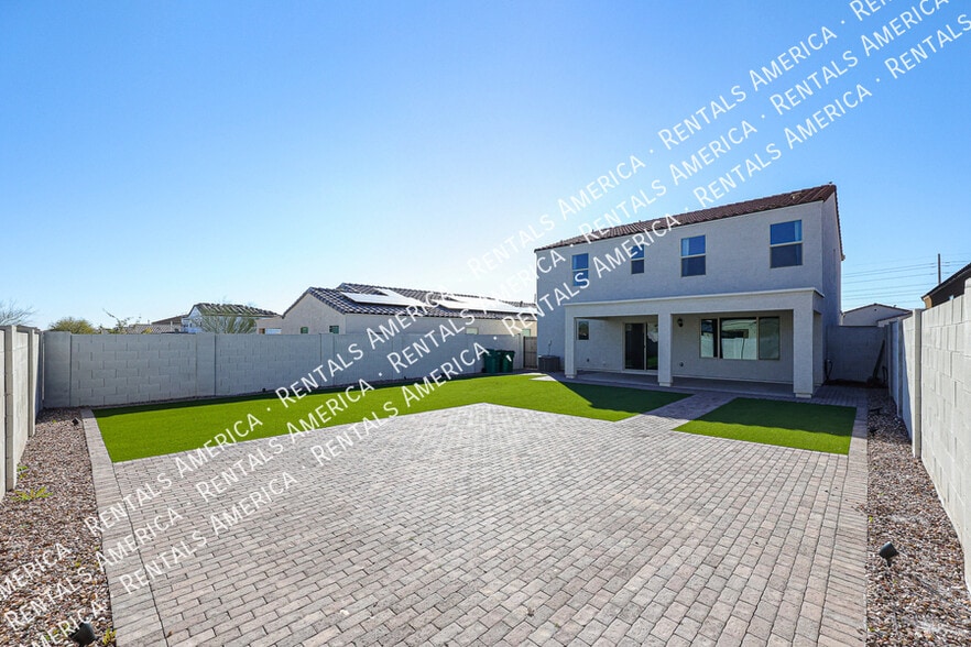 Building Photo - 12620 W Glenn Dr