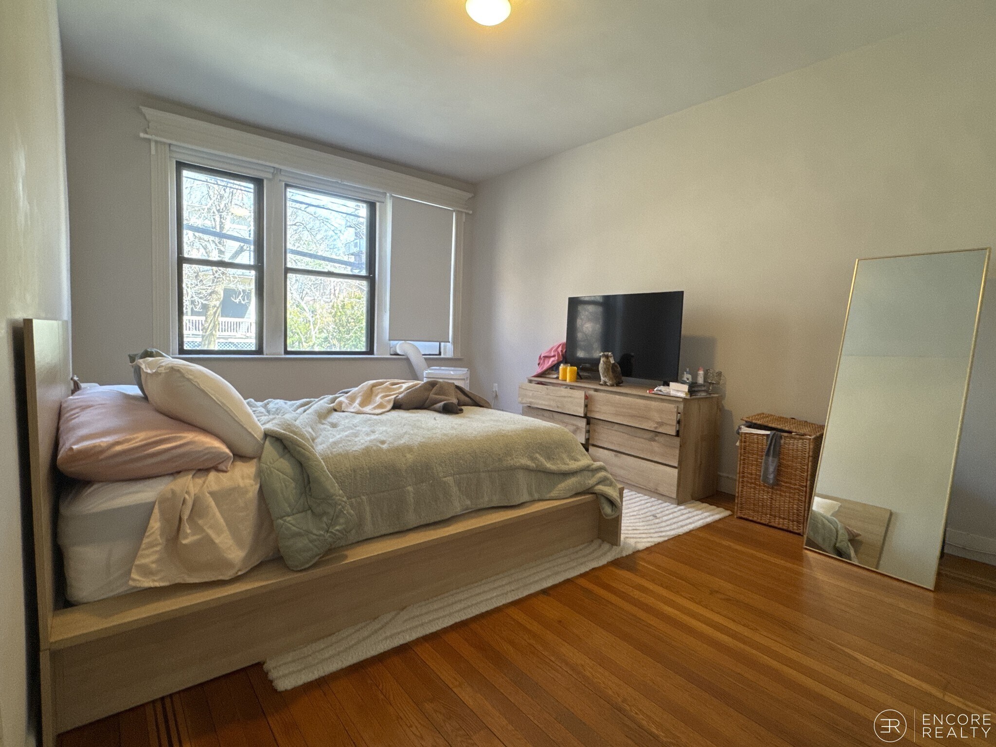 Building Photo - 11 Stearns Rd