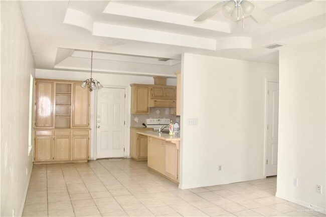 Building Photo - 12 Cervantes Ave