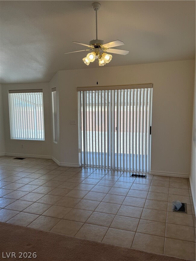 Building Photo - 5776 Badlands Ln