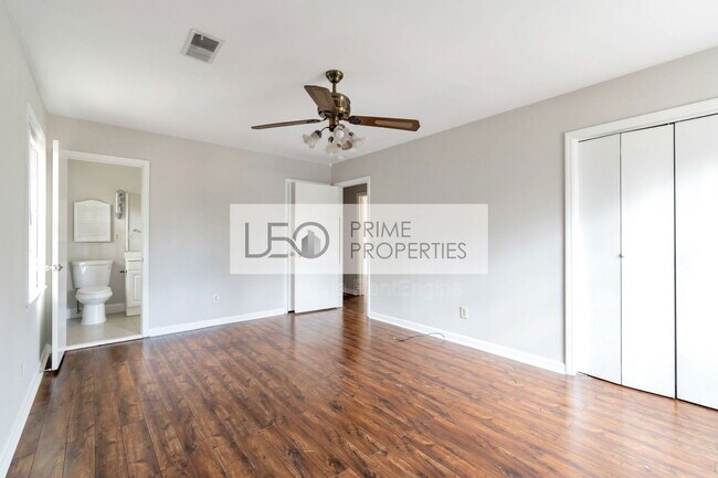 Building Photo - 2816 Deerwood Trail