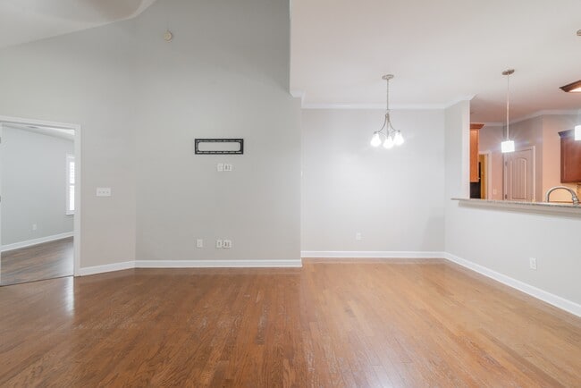 Building Photo - 8513 Loxton Cir