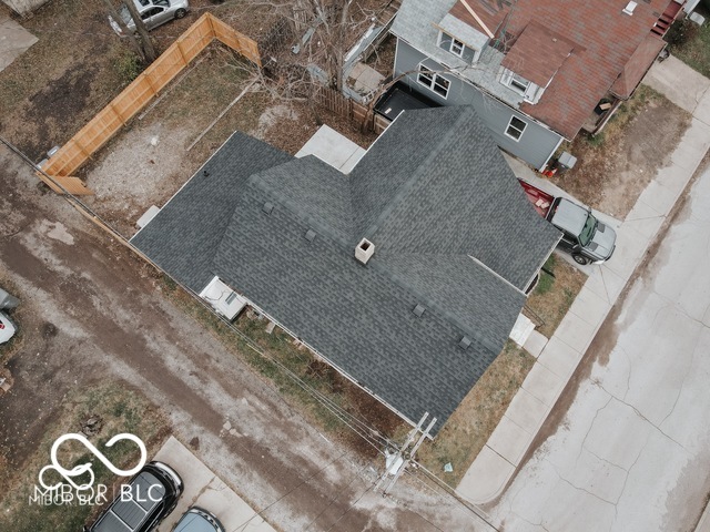 Building Photo - 352 W 28th St