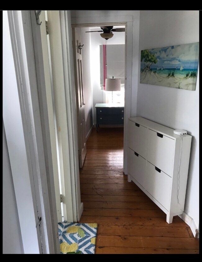 Building Photo - 58 W Central Ave