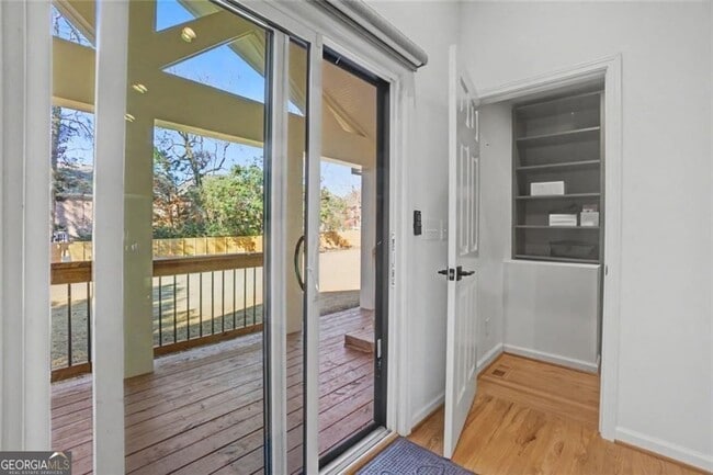 Building Photo - 7330 Hunters Branch Dr NE