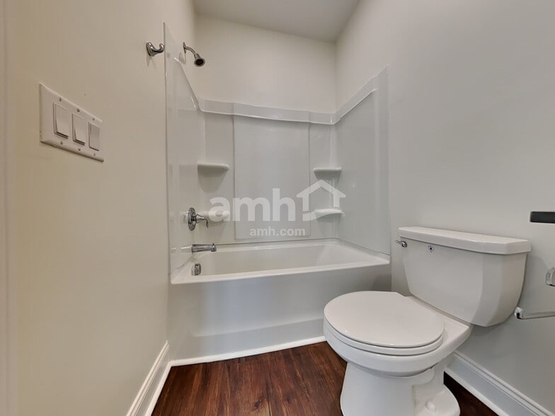 Building Photo - 120 Anthurium Dr