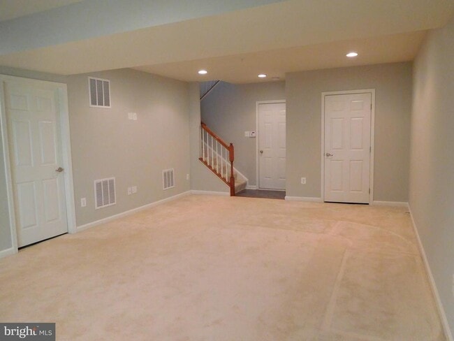 Building Photo - 2112 Congresbury Pl