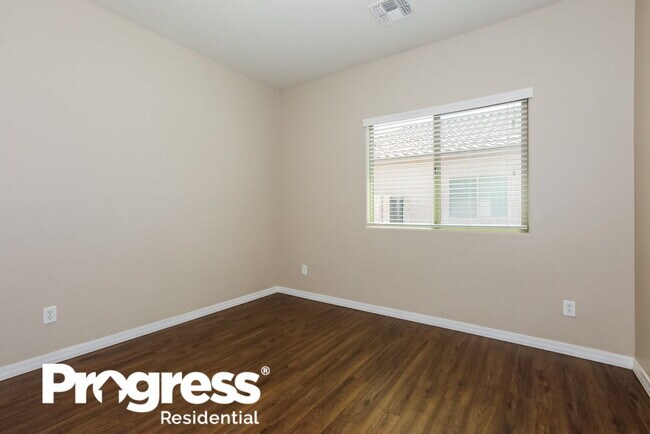 Building Photo - 4509 S St Claire