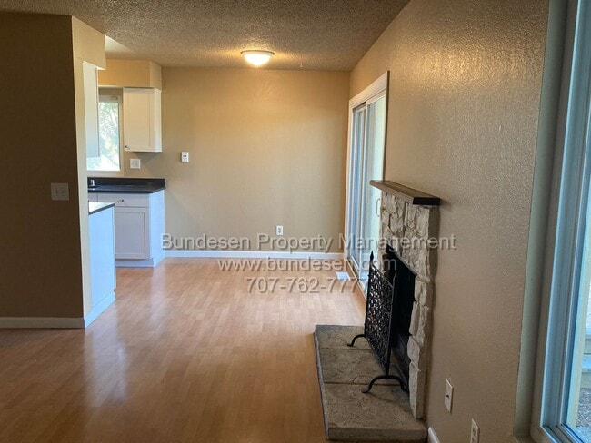 Building Photo - 465 Enterprise Dr