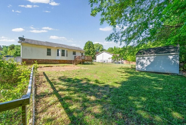Building Photo - 750 Carmack Ct