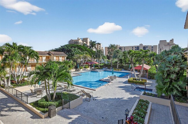 Building Photo - 7145 Promenade Dr