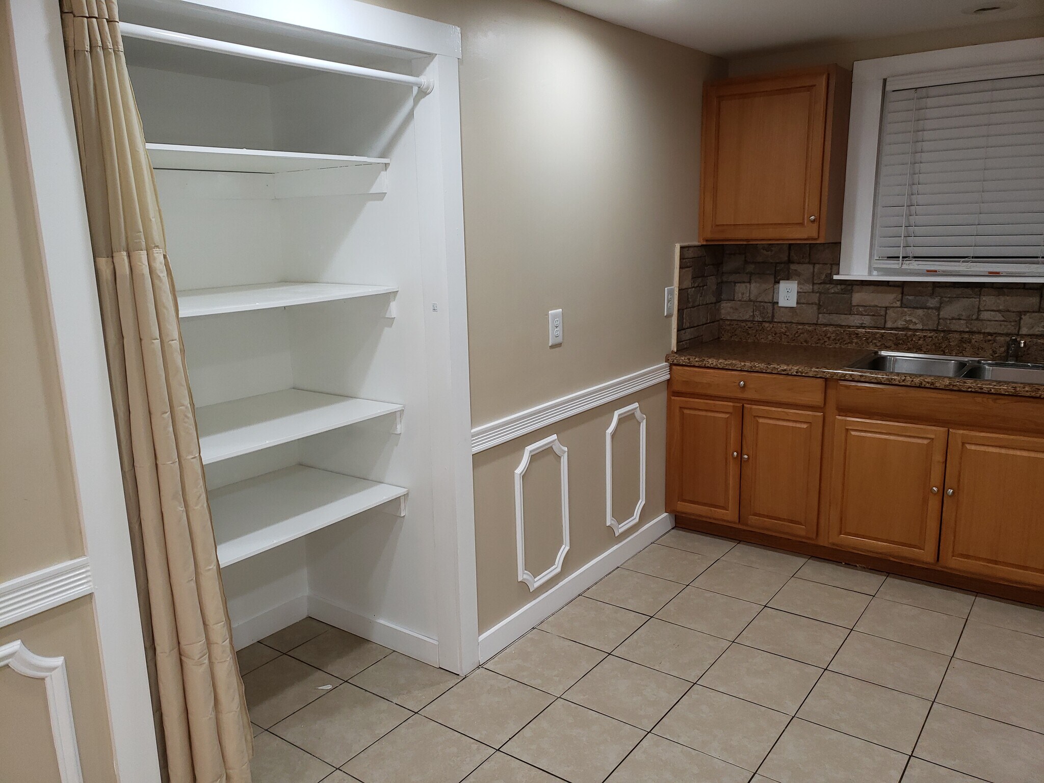 Building Photo - 1703 Wright Blvd