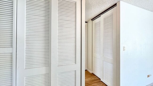 Building Photo - 1658 Liholiho St