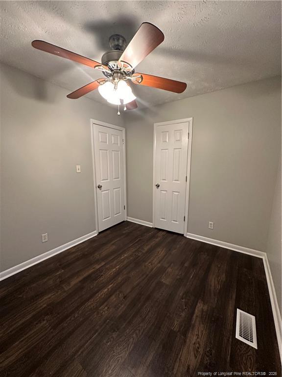 Building Photo - 4933 Ellsworth Dr