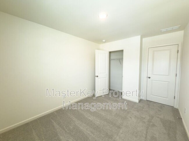 Building Photo - 129 N Chubb Rdg