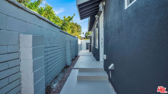 Building Photo - 5377 Manzanar Ave