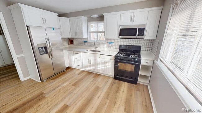 Building Photo - 1177 Connie Ave