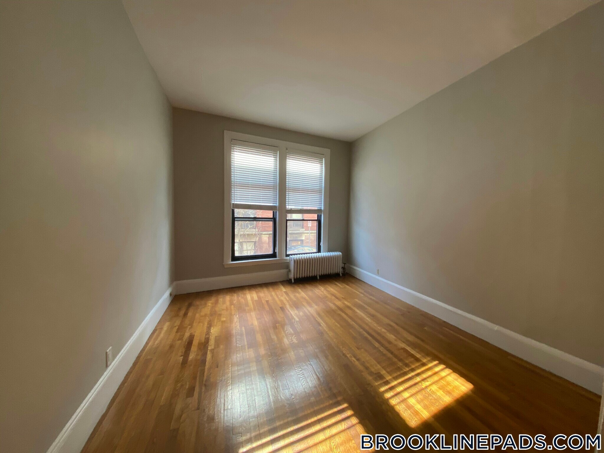 Building Photo - 9 Sewall Ave