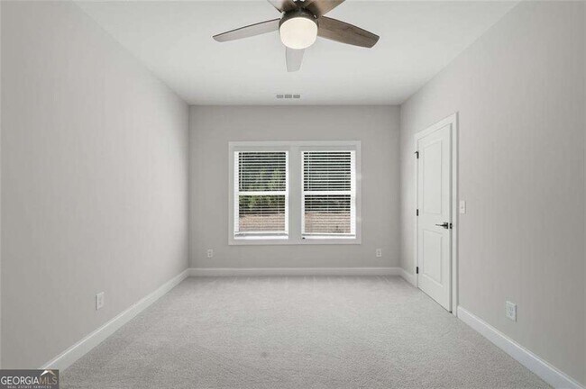 Building Photo - 401 Oakleigh Ave