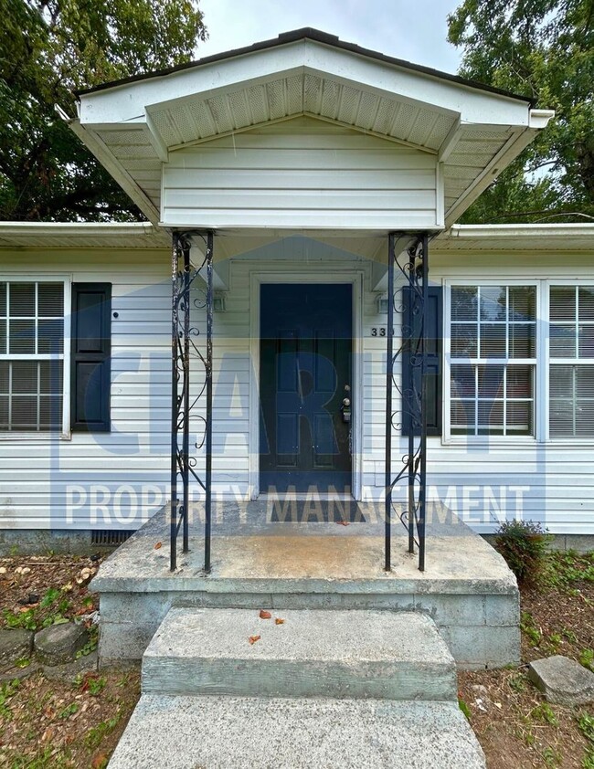 Building Photo - Cozy two-bedroom home!