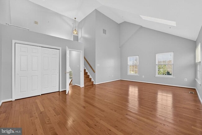 Building Photo - 2901 Mainstone Dr